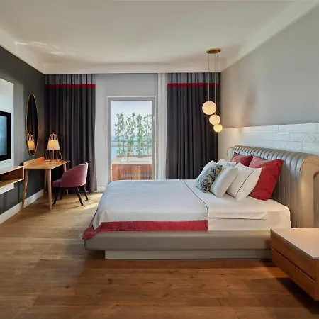 Resort Lara Barut Collection 5*