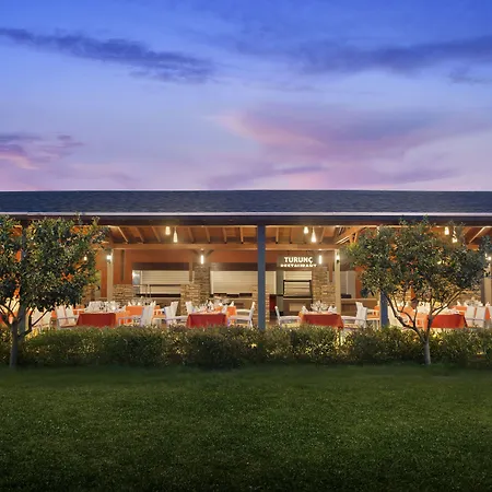 Lara Barut Collection 5*