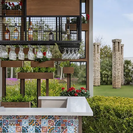 Lara Barut Collection אתר נופש 5*