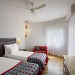 度假村 Lara Barut Collection