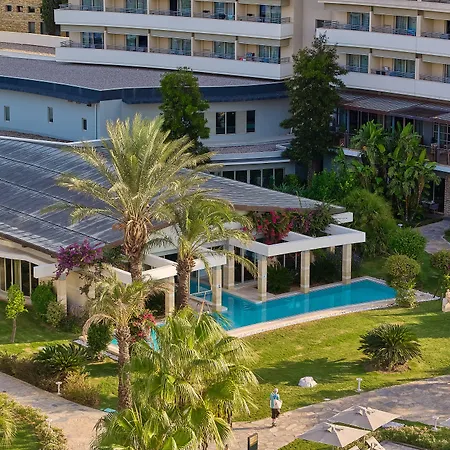 Lara Barut Collection 5*