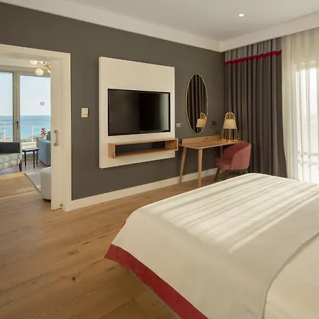 Lara Barut Collection 5* Antalya