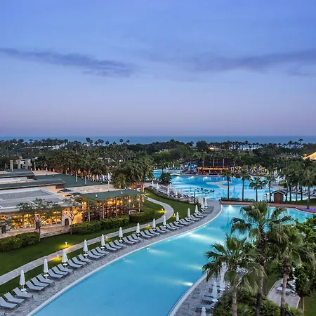 Lara Barut Collection Antalya